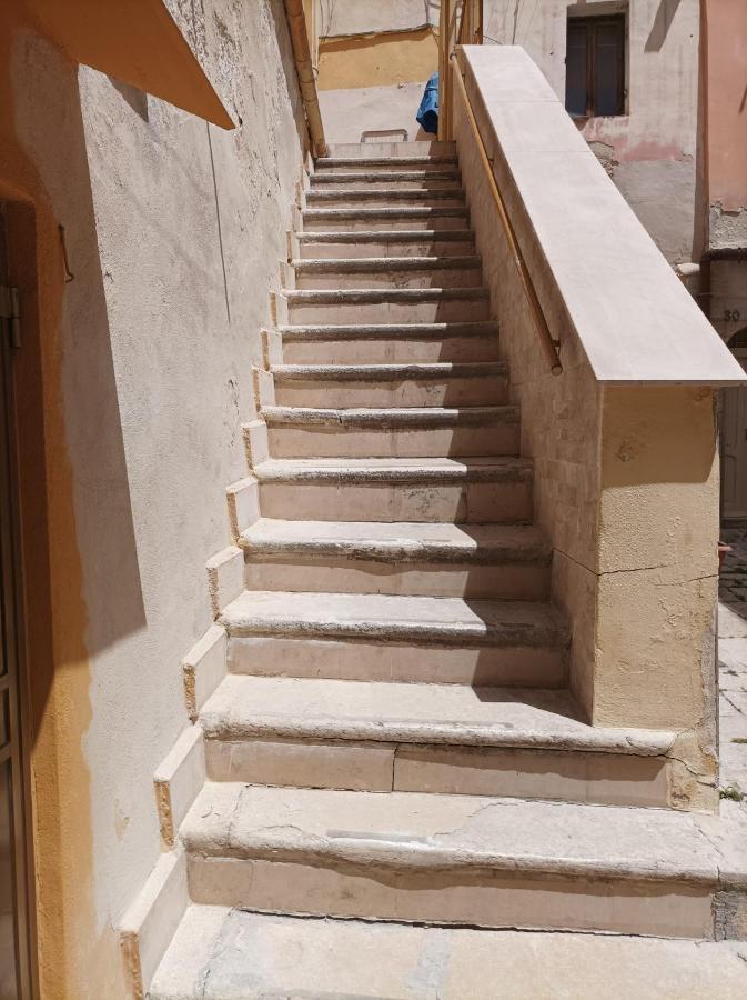 L' Altra Casa Appartement Bari Buitenkant foto